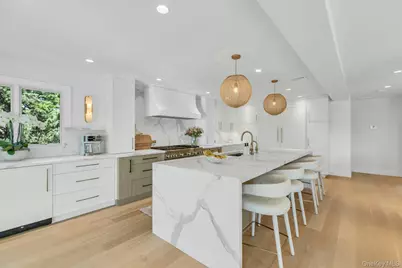 29 Tiana Circle, Hampton Bays, NY 11946 - Photo 11