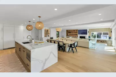 29 Tiana Circle, Hampton Bays, NY 11946 - Photo 7