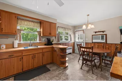 101 Lake Avenue, Saint James, NY 11780 - Photo 9