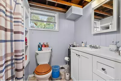 101 Lake Avenue, Saint James, NY 11780 - Photo 17