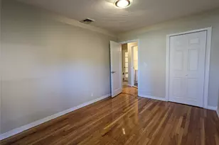 251-16 Gaskell Rd, Little Neck, NY 11362 - Photo 17