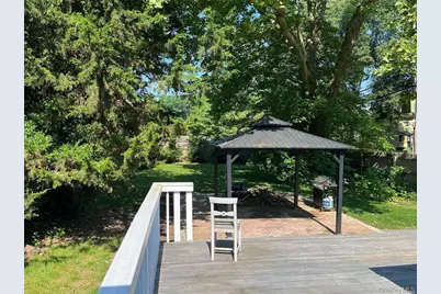 25 Willow Avenue, Huntington, NY 11743 - Photo 13