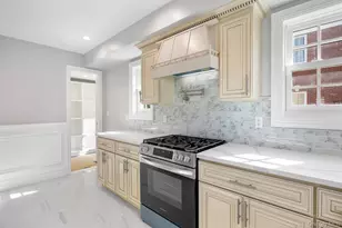 233-25 38th Dr, Douglaston, NY 11363 - Photo 19