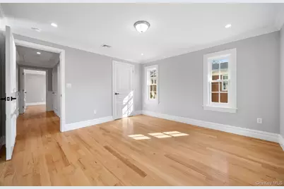 233-25 38 Drive, Douglaston, NY 11363 - Photo 35