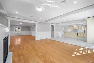 233-25 38 Drive, Douglaston, NY 11363 - Photo 11