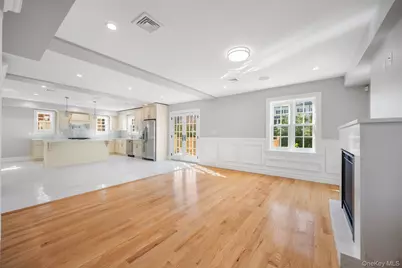 233-25 38 Drive, Douglaston, NY 11363 - Photo 9