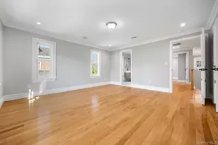 233-25 38th Dr, Douglaston, NY 11363 - Photo 29