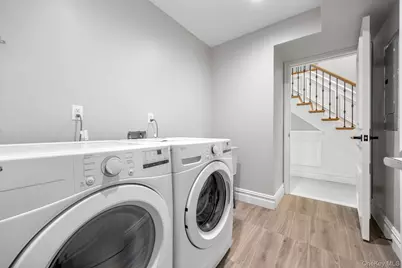 233-25 38 Drive, Douglaston, NY 11363 - Photo 39