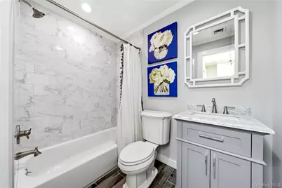 22 S Gillette Avenue, Bayport, NY 11705 - Photo 19