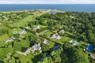22 S Gillette Ave, Bayport, NY 11705 - Photo 5