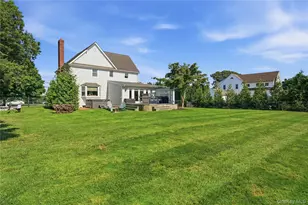 22 S Gillette Ave, Bayport, NY 11705 - Photo 39