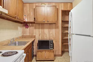 25 Conklin St, Poughkeepsie, NY 12601 - Photo 23