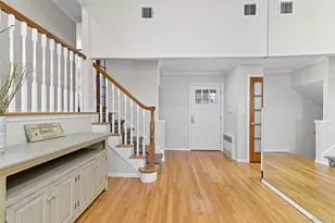 17 Willben Ln, Plainview, NY 11803 - Photo 5