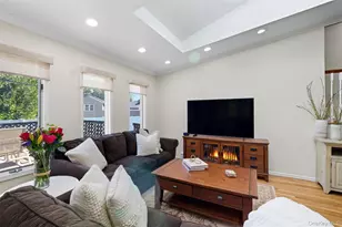 17 Willben Ln, Plainview, NY 11803 - Photo 9