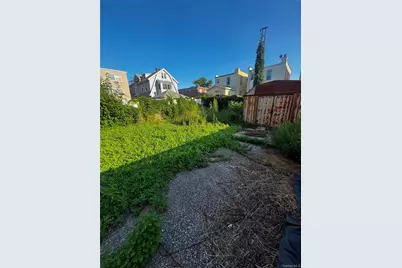 958 E 226th Street, Bronx, NY 10466 - Photo 11