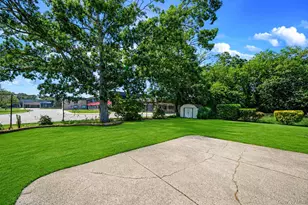 38 Ruland Rd, Selden, NY 11784 - Photo 23