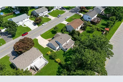 38 Ruland Road, Selden, NY 11784 - Photo 33
