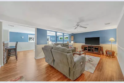 38 Ruland Road, Selden, NY 11784 - Photo 17