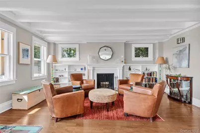 15 Jackson Street, Port Washington, NY 11050 - Photo 5