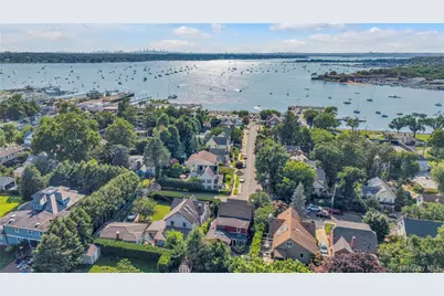 15 Jackson Street, Port Washington, NY 11050 - Photo 31