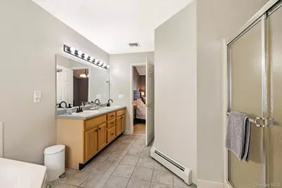 44 Ramblewood Drive, Newburgh, NY 12550 - Photo 19