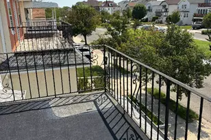 365 W Hudson St, Long Beach, NY 11561 - Photo 9