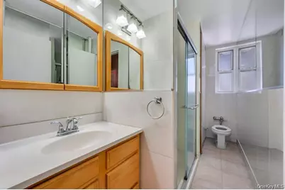 74-45 Yellowstone Boulevard #5G, Rego Park, NY 11374 - Photo 9