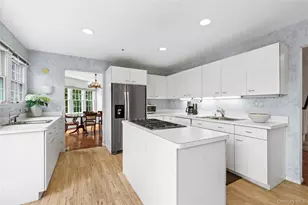 44 Alex Dr, White Plains, NY 10605 - Photo 7