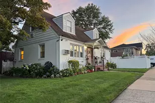 276 85th Ave, Floral Park, NY 11001 - Photo 5