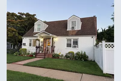 276 85th Avenue, Floral Park, NY 11001 - Photo 9