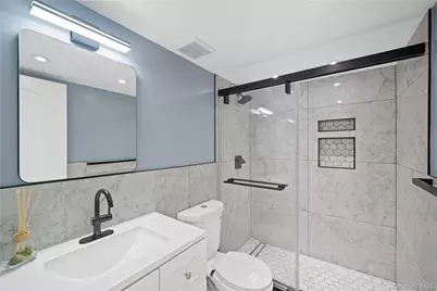 180 Davis Avenue #12A, Bronx, NY 10465 - Photo 19