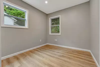 1945 New Hackensack Road, Poughkeepsie, NY 12603 - Photo 13