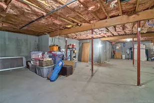 11 Embassy Rd, Selden, NY 11784 - Photo 27