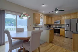 11 Embassy Rd, Selden, NY 11784 - Photo 7