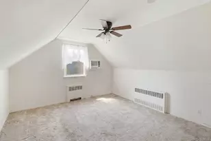 695 Eileen Ct, Franklin Square, NY 11010 - Photo 9