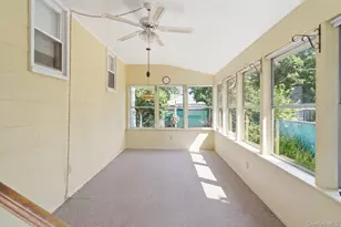 695 Eileen Ct, Franklin Square, NY 11010 - Photo 11