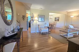 27 Humphrey Dr, Syosset, NY 11791 - Photo 5