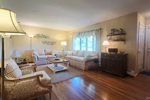 27 Humphrey Dr, Syosset, NY 11791 - Photo 7