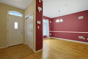 60 Alexander Ct, Nanuet, NY 10954 - Photo 3