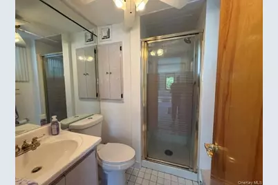 276 N Lewis Avenue, Lindenhurst, NY 11757 - Photo 13