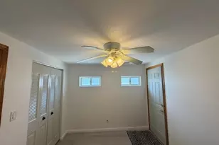 276 N Lewis Ave, Lindenhurst, NY 11757 - Photo 5
