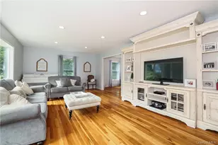 2 Hachaliah Brown Dr, Somers, NY 10589 - Photo 9
