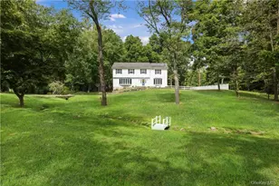 2 Hachaliah Brown Dr, Somers, NY 10589 - Photo 3