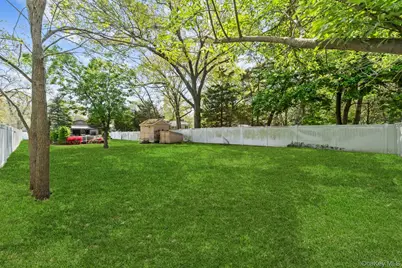 164 Dare Road, Selden, NY 11784 - Photo 9