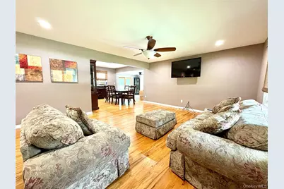 2875 Ocean Avenue, Ronkonkoma, NY 11779 - Photo 15