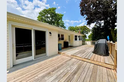 2875 Ocean Avenue, Ronkonkoma, NY 11779 - Photo 37