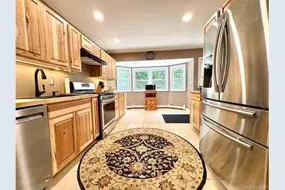 2875 Ocean Avenue, Ronkonkoma, NY 11779 - Photo 7