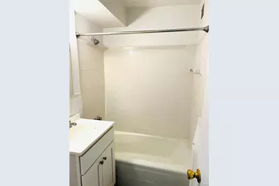 89-00 170 Street #5E, Jamaica, NY 11432 - Photo 5