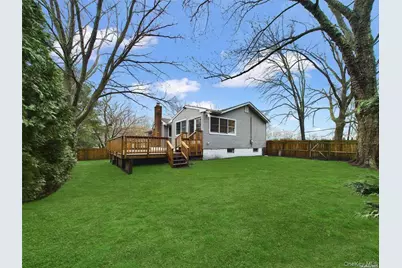 37 Storyland Lane, East Setauket, NY 11733 - Photo 5