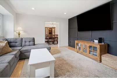 37 Storyland Lane, East Setauket, NY 11733 - Photo 5